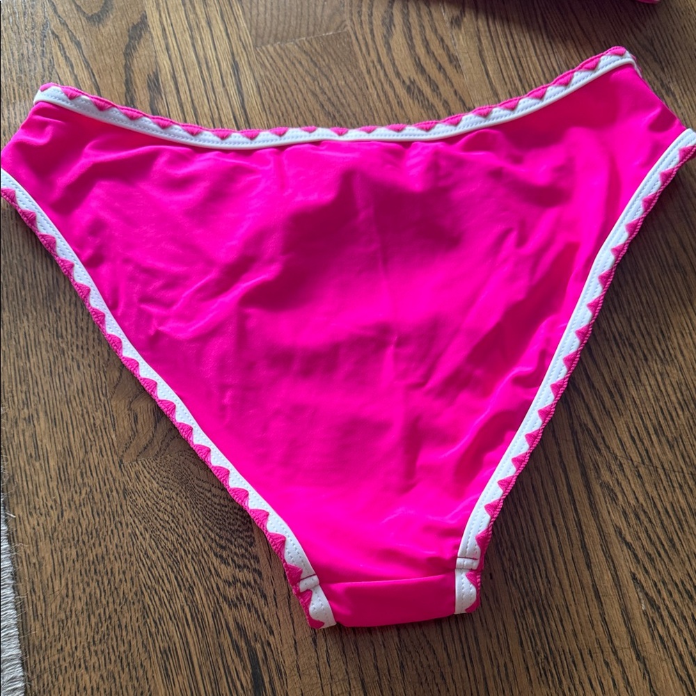 Pink Bikini Set - Picture 7 of 8